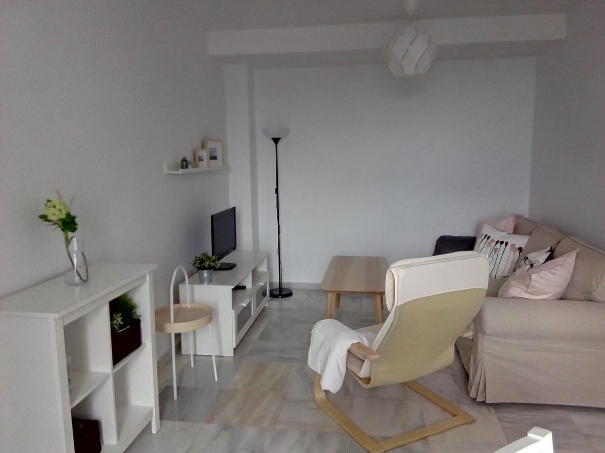 Apartament Altos De